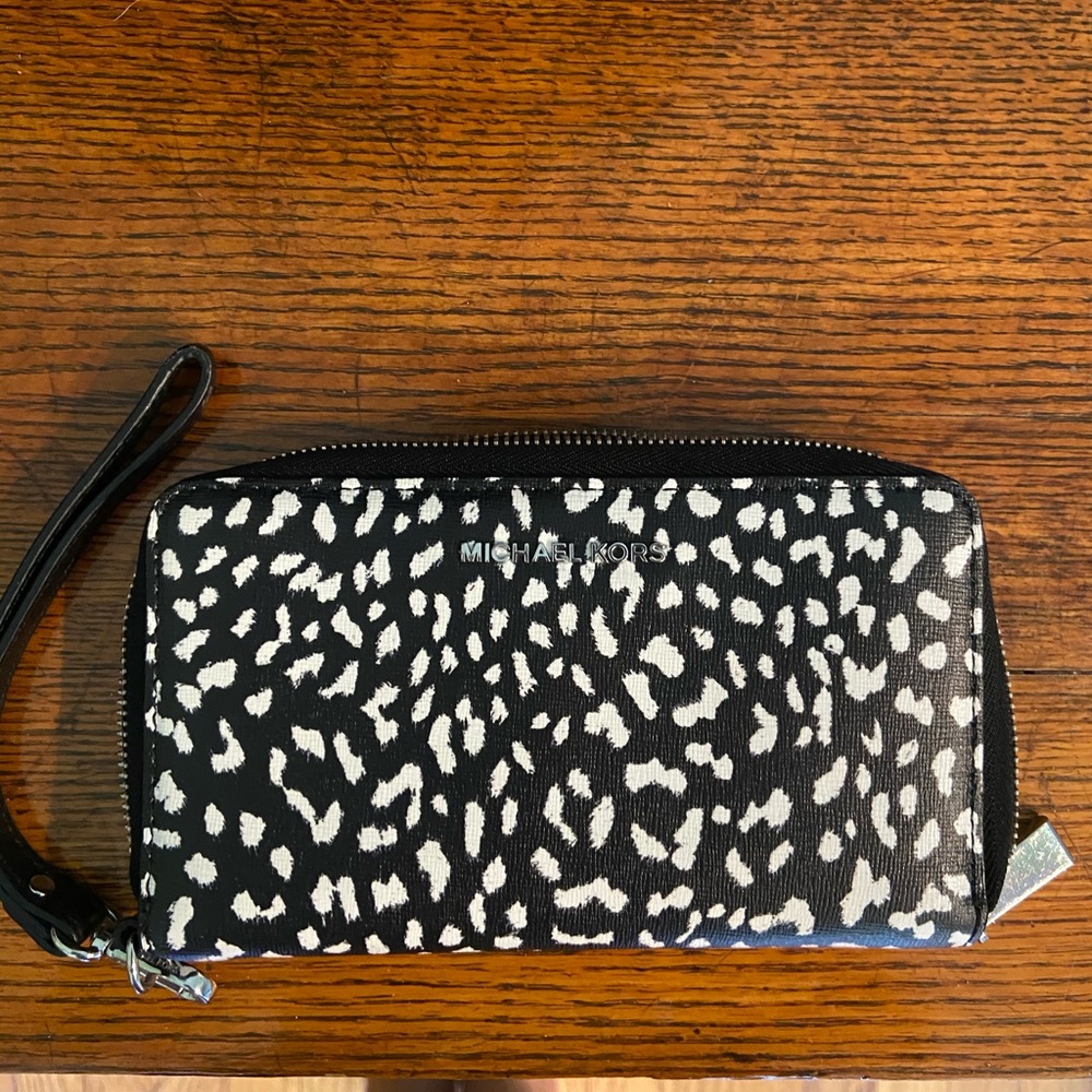 Medium zipper Michael Kors Wallet